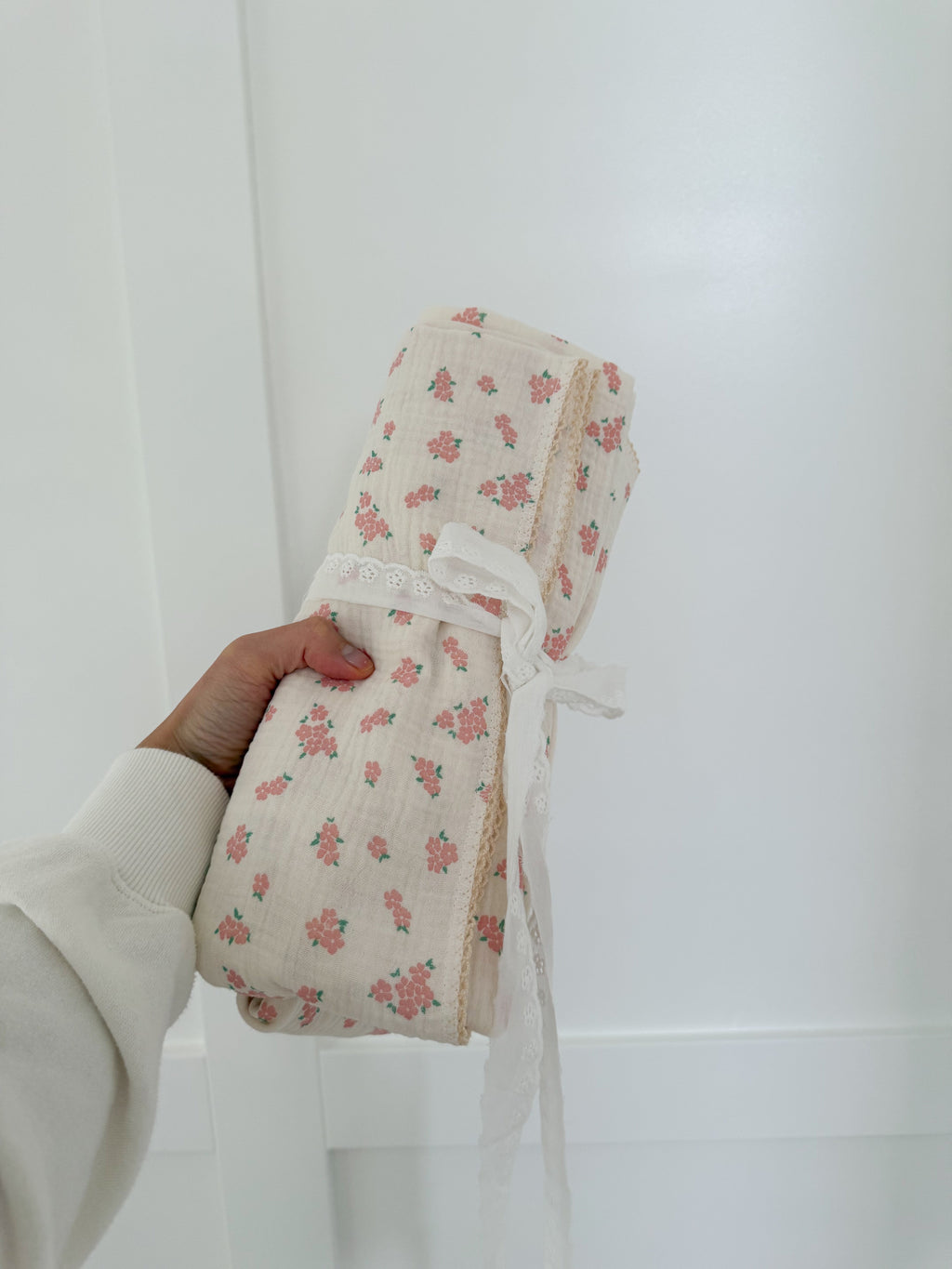 Muslin Floral Swaddle - Summer Blooms